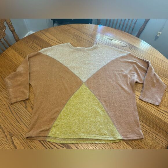 Easel Fall Modern Diagonal Color Block Soft Long Sleeve Sweater - Picture 4 of 15